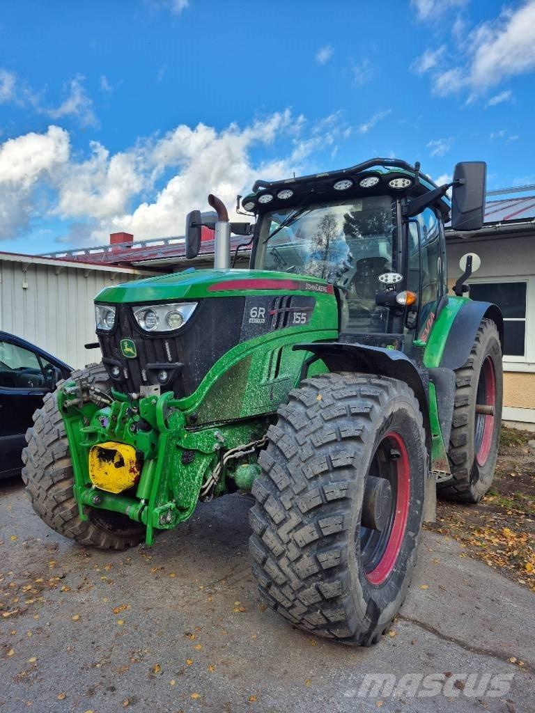 John Deere 6155 R Traktorer
