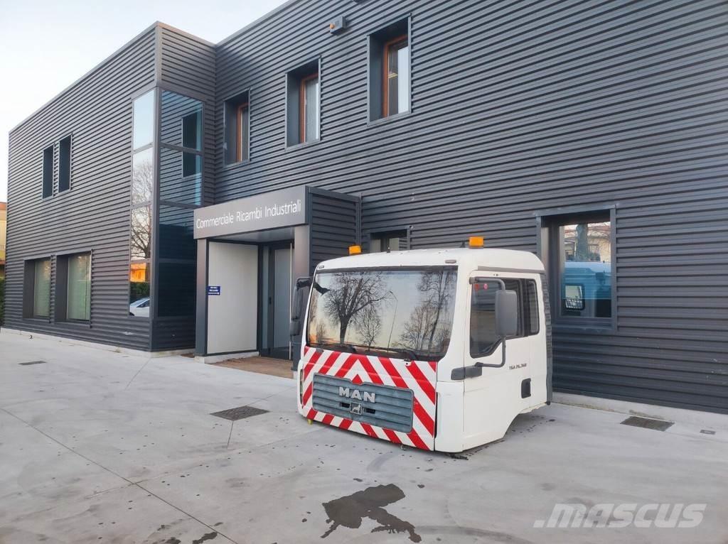 MAN MEDIUM Førerhus og Interiør