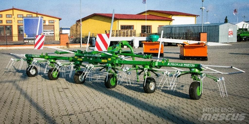 Pronar PWP770 Raker og høyvendere