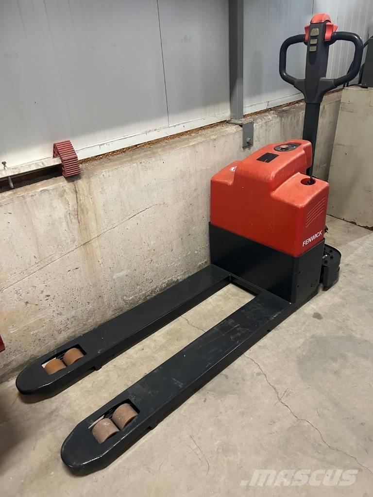 Linde MT 15 Lavtløftende truck