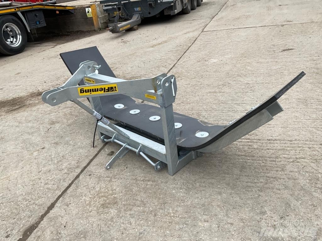 Fleming YARD SCRAPER Landbruk - Annet