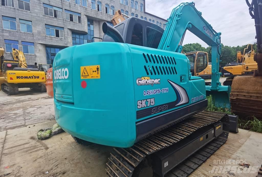 Kobelco SK 75 Midigravere 7 - 12t