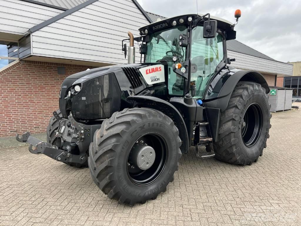 CLAAS Axion 830 Traktorer