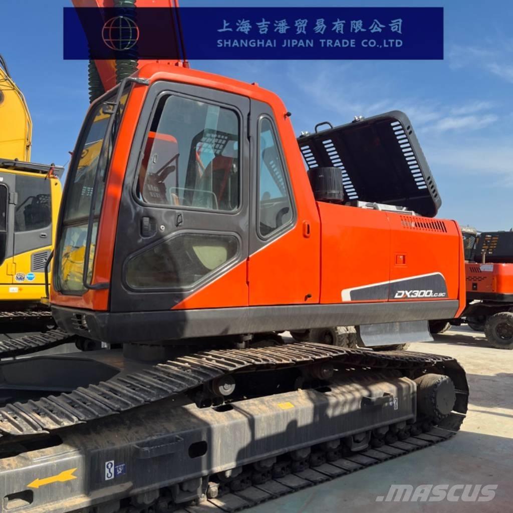 Doosan DX 300 Beltegraver