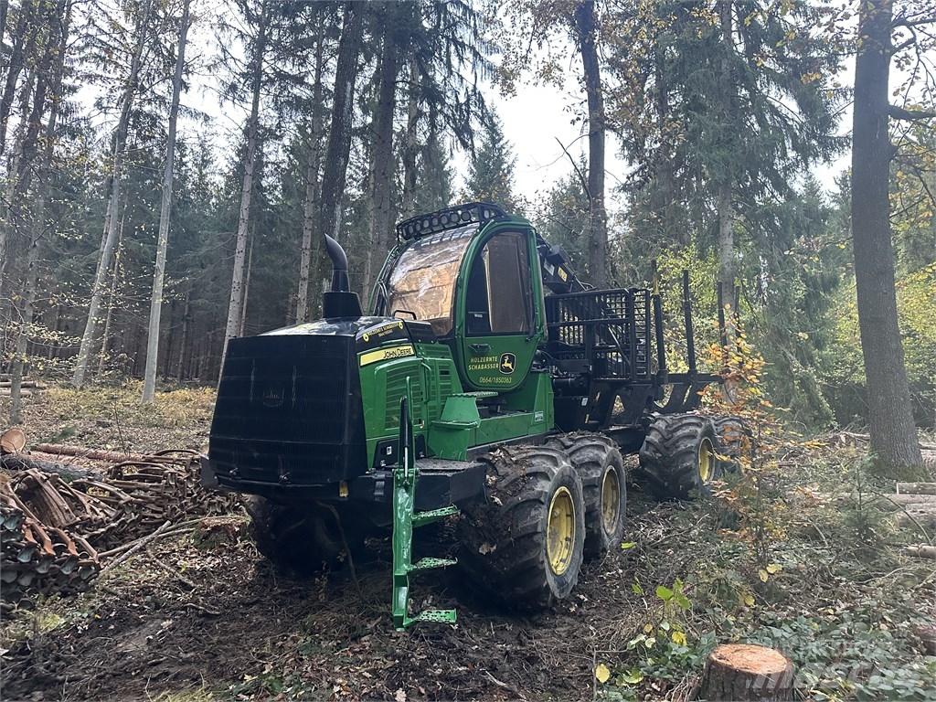 John Deere 1510G Lassbærere