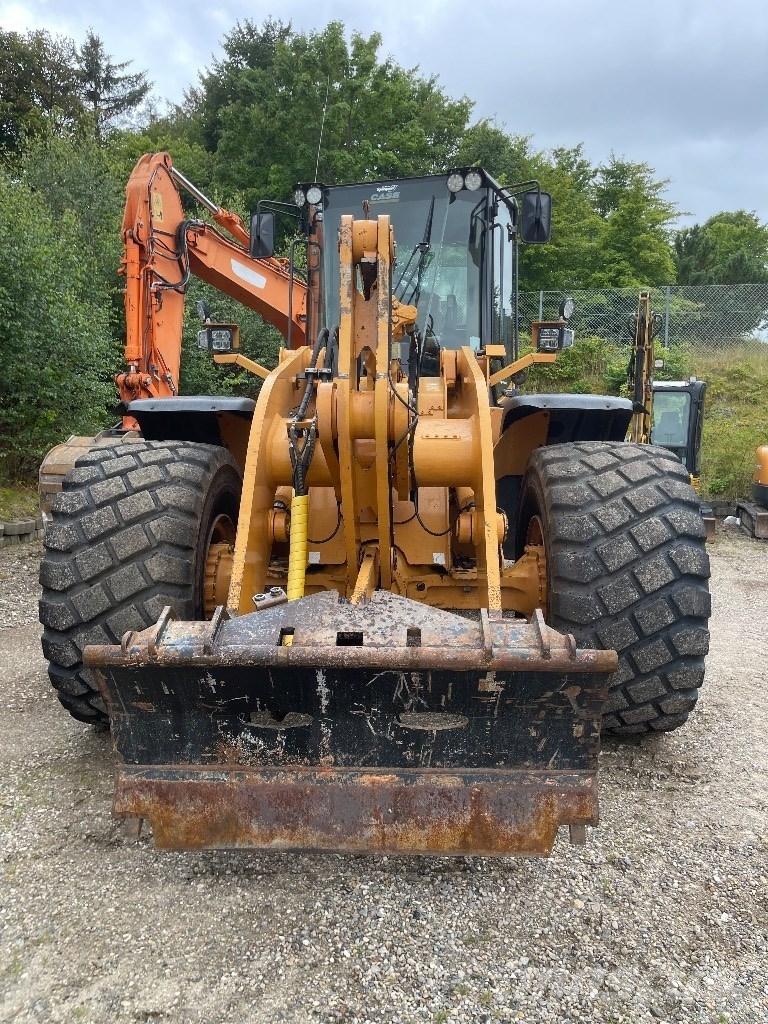 CASE 821 E Hjullastere