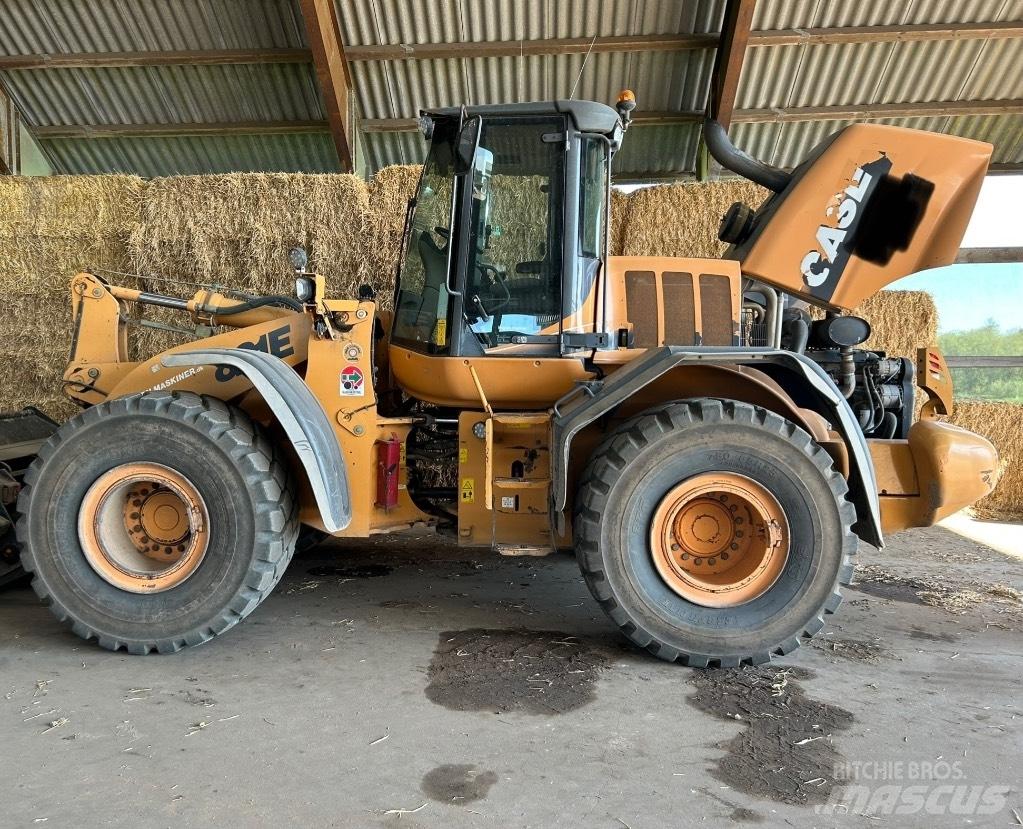 CASE 821 E Hjullastere