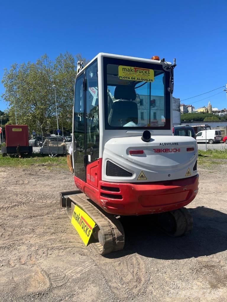 Takeuchi TB230 Minigravere <7t