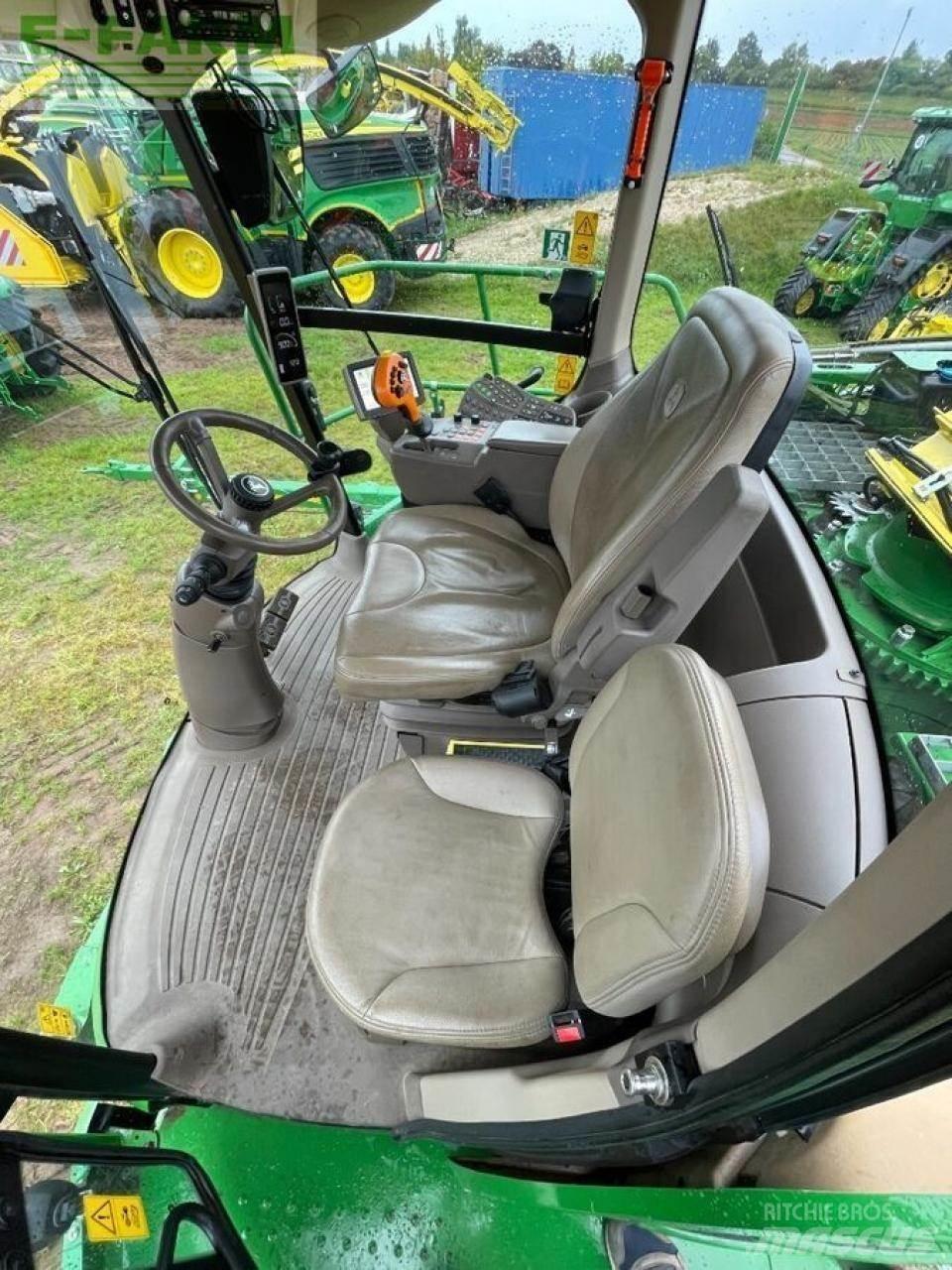 John Deere 8600 Selvdrevne fôrhøstere
