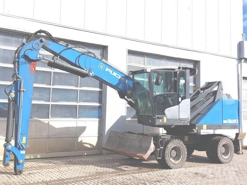 Fuchs MHL 320 F Gravemaskiner for avfallshåndtering