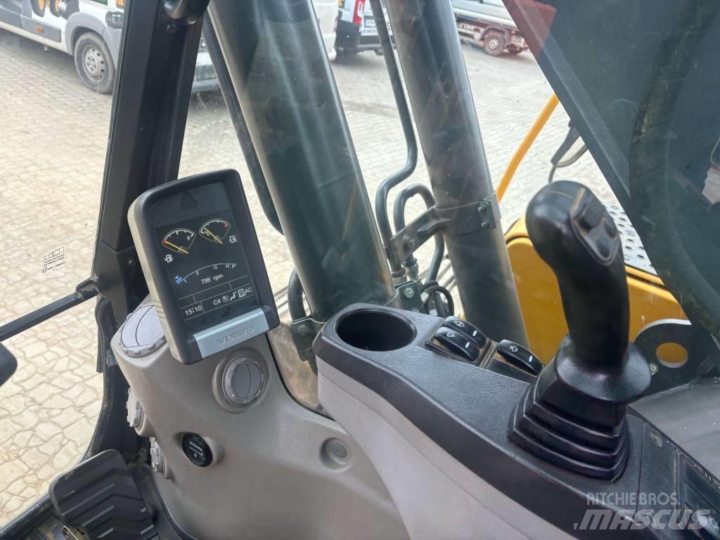 Volvo EC 220 D Beltegraver