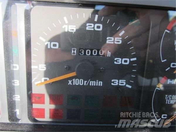 TADANO GR300EX Allterreng kraner