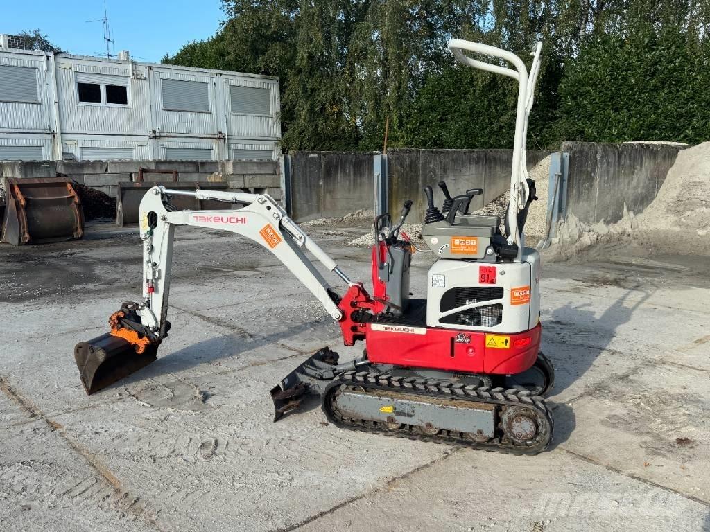 Takeuchi TB 210 R Minigravere <7t