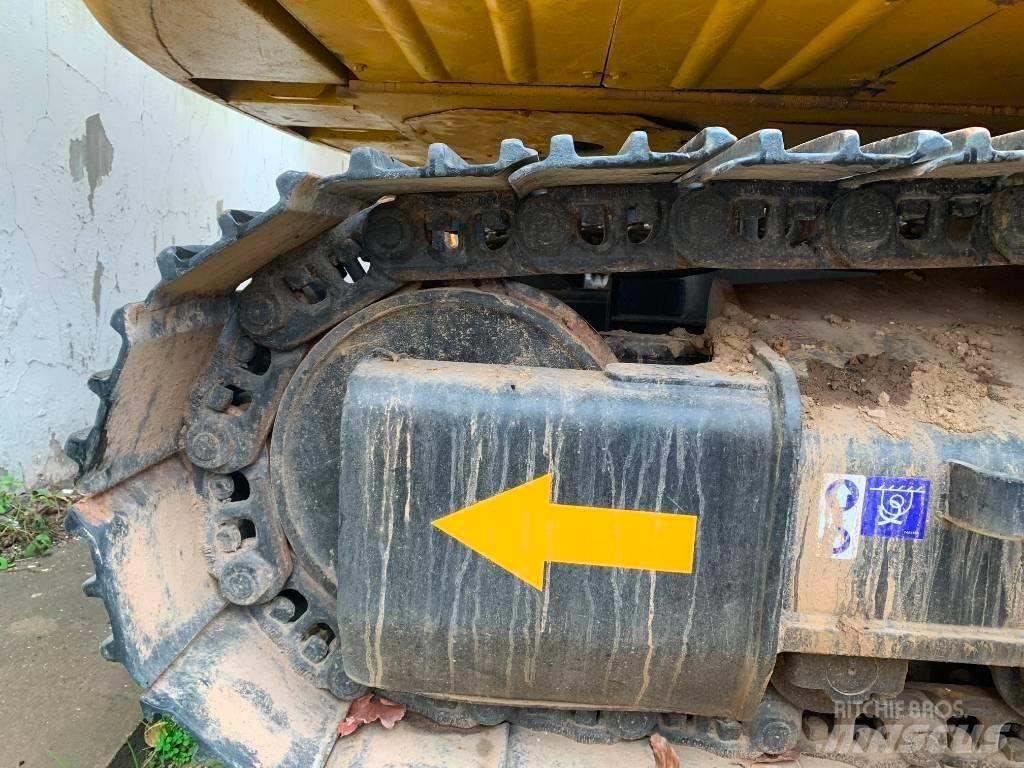 CAT 323 D L Beltegraver
