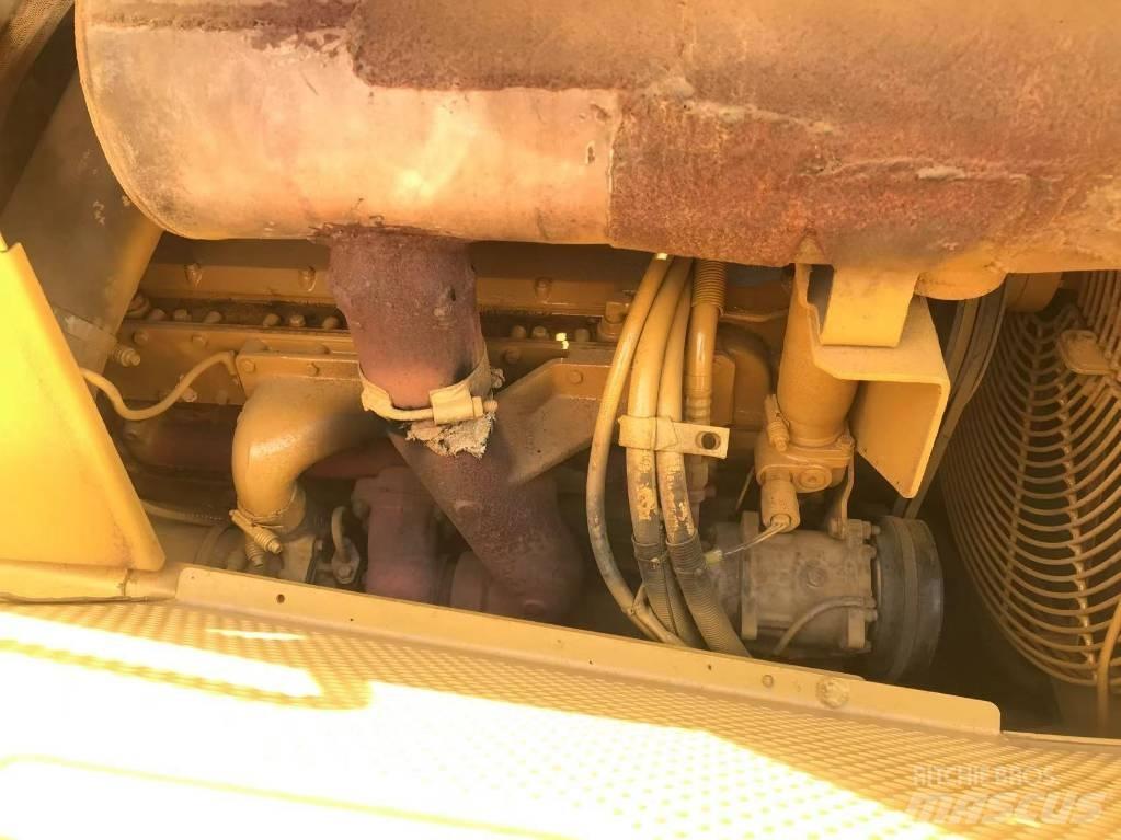 CAT D 6 G Dozere Beltegående