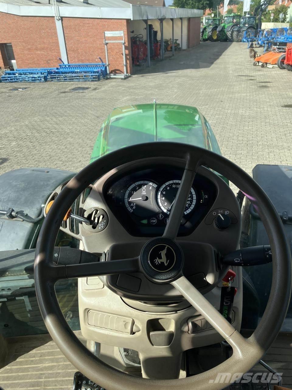 John Deere 6155R Traktorer
