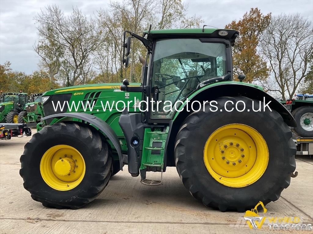 John Deere 6215 R Traktorer