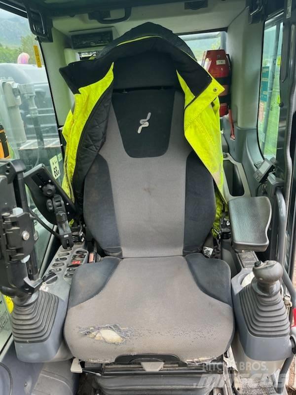 Komatsu PC 170 LC-11 Beltegraver