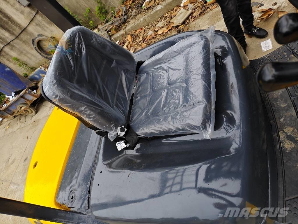 Komatsu FD30 Diesel Trucker
