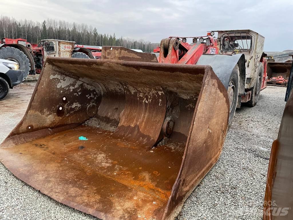 Sandvik LH 410 Gruvelastere