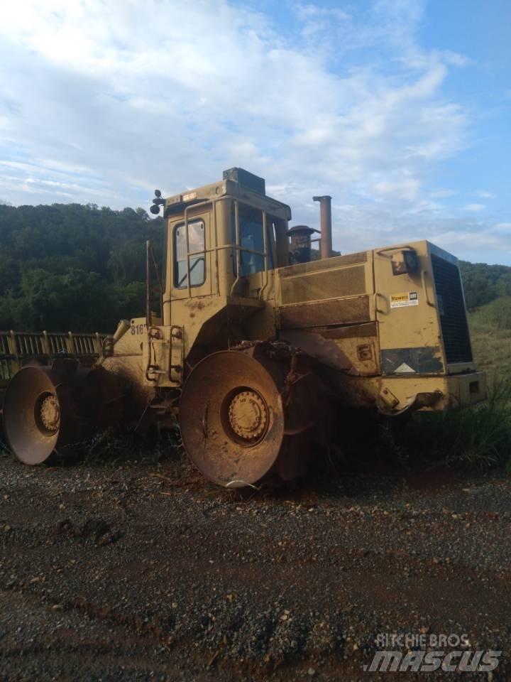 CAT 816B Avfallspresser