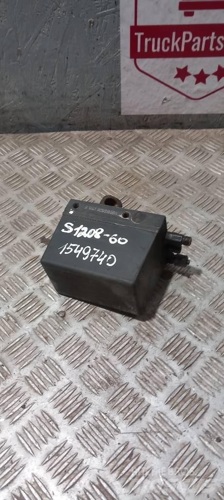 Scania 94 D.    1549740 Hydraulikk