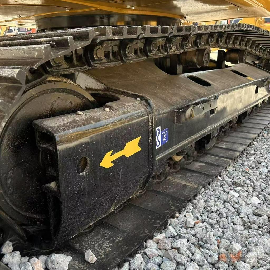 CAT 325D2L Beltegraver