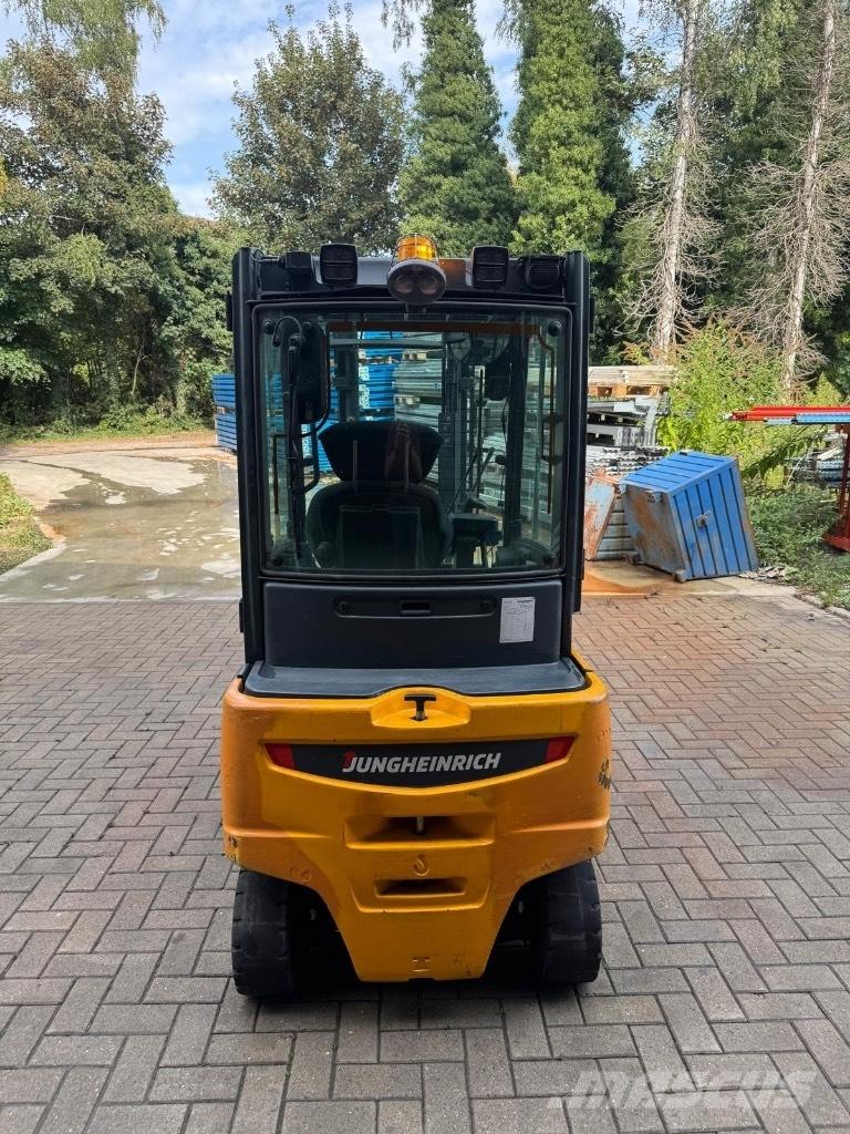 Jungheinrich EFG320 Elektriske trucker