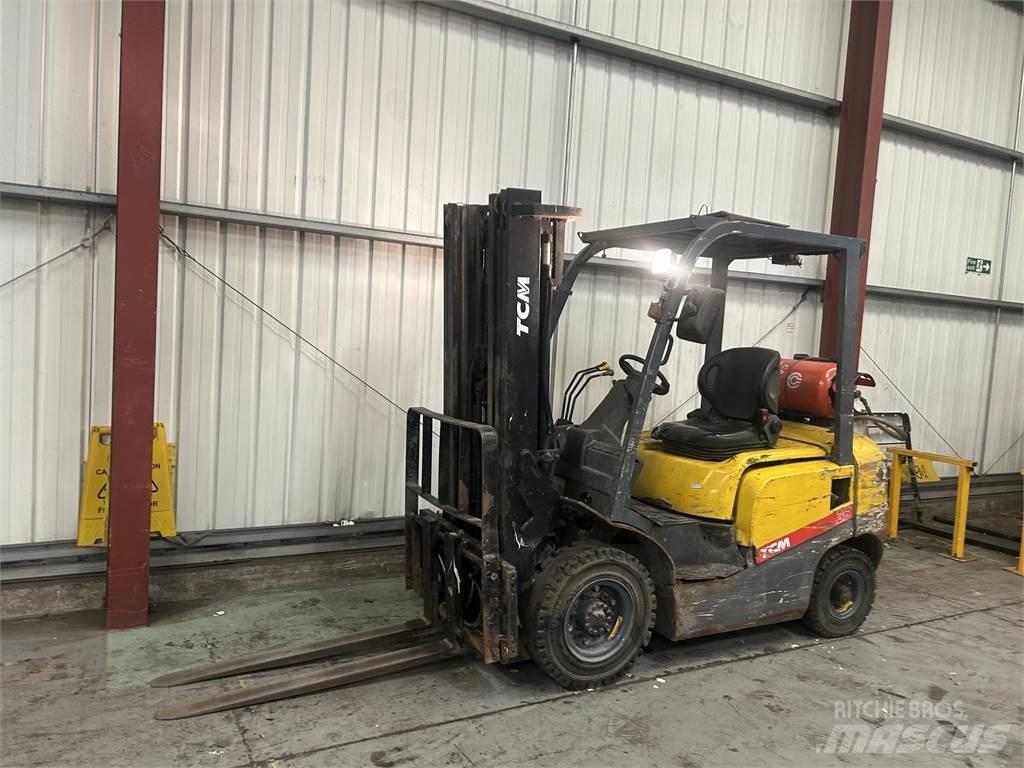 TCM FG25T3 Propan trucker