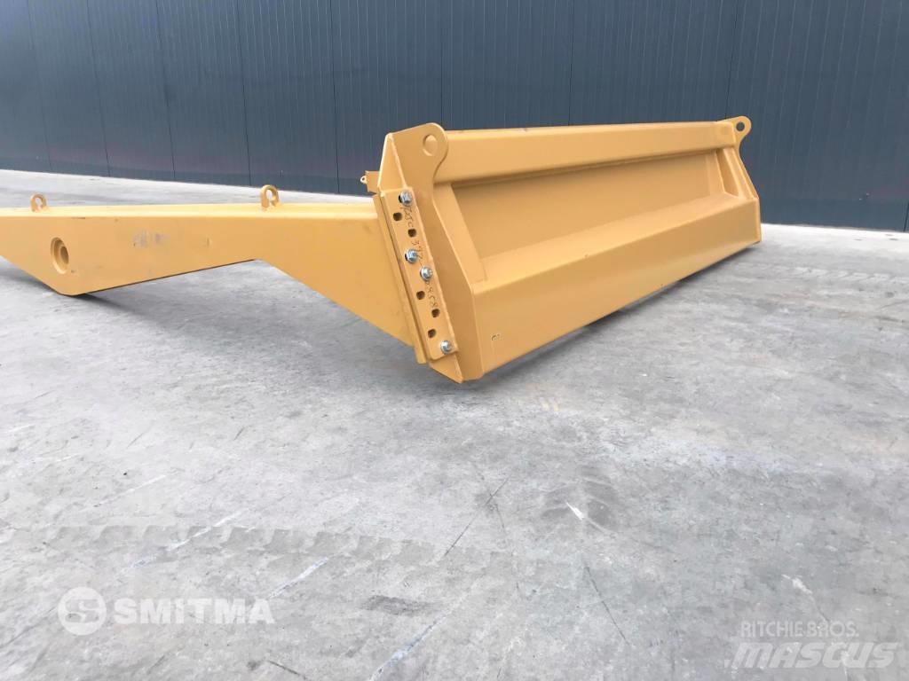 CAT 725C Baklemmer