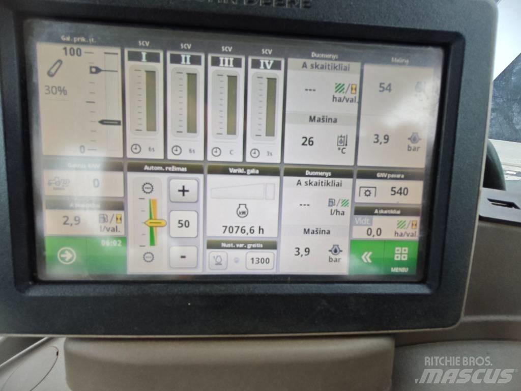 John Deere 6215 R Traktorer