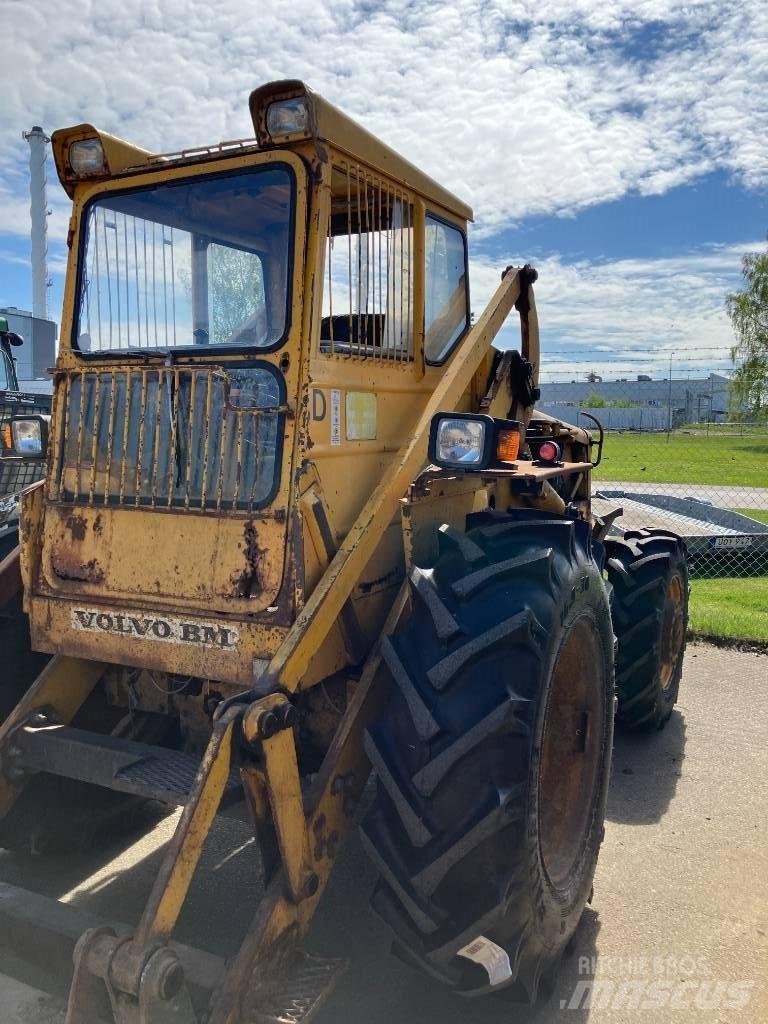 Volvo BM 641 Frontlastere og graveredskap