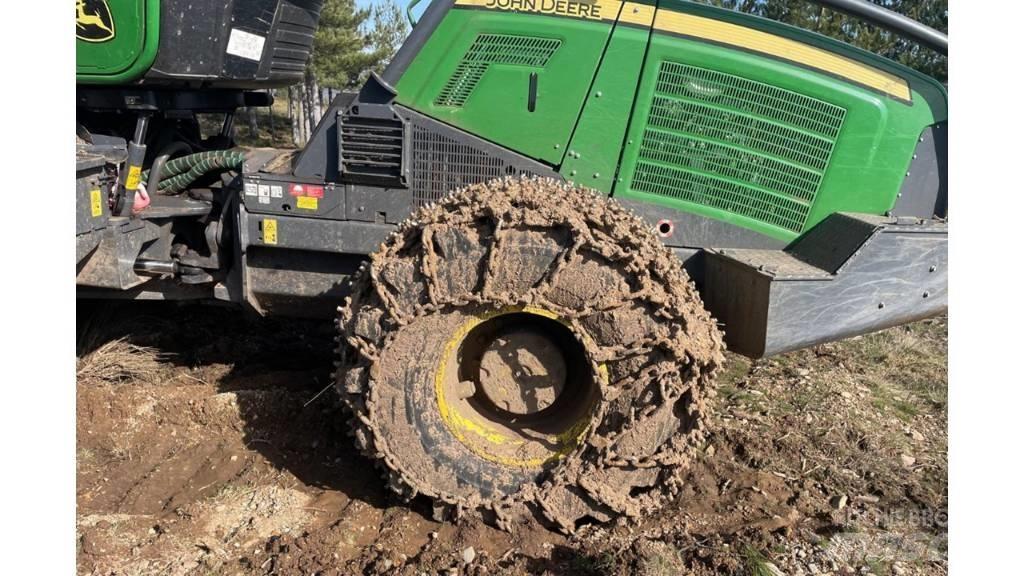 John Deere 1070 G Hogstmaskiner