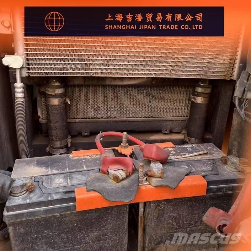 Hitachi ZX 70 Beltegraver