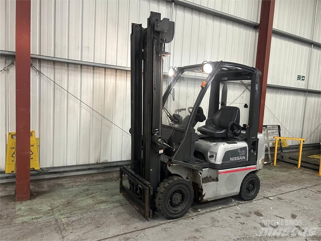 Nissan Y1D1A18Q Diesel Trucker