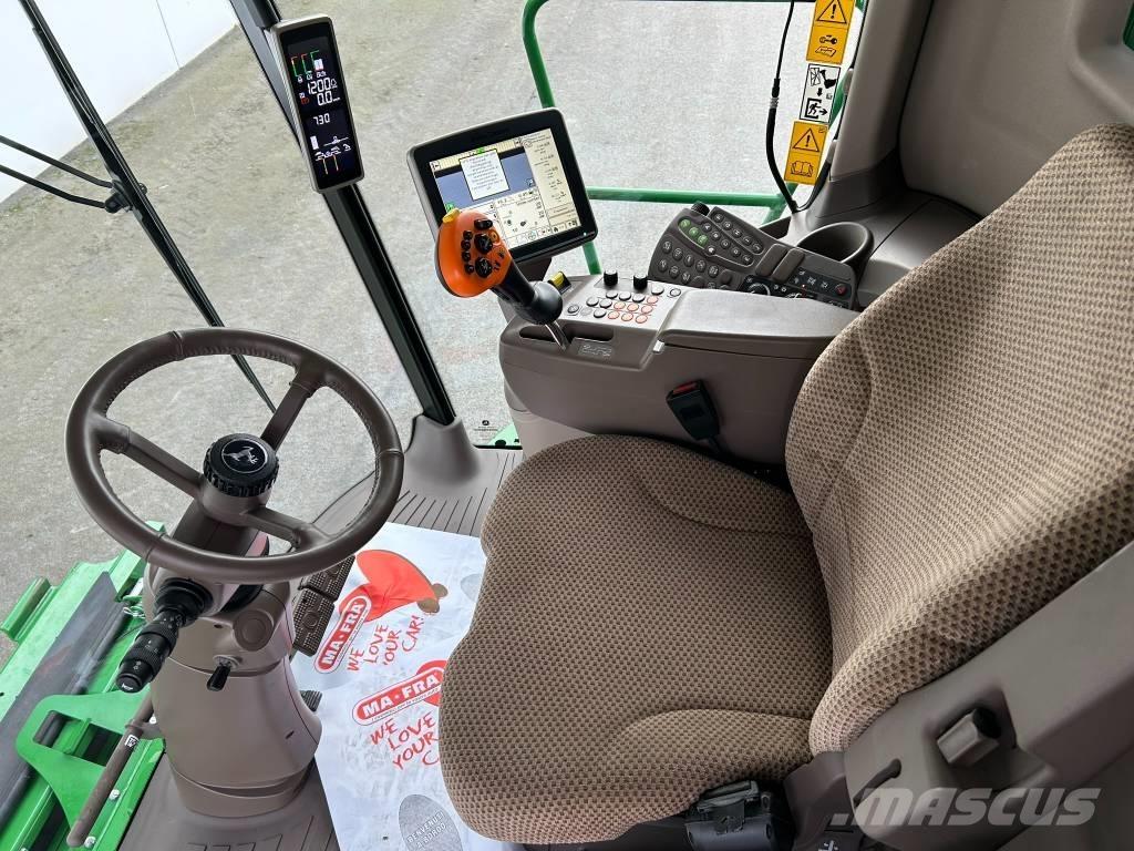 John Deere T 560 i Skurtreskere