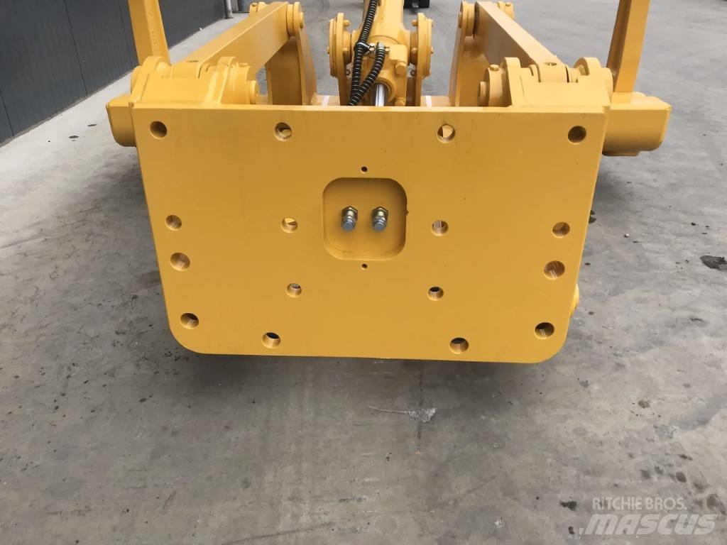 Komatsu D65 Rippere
