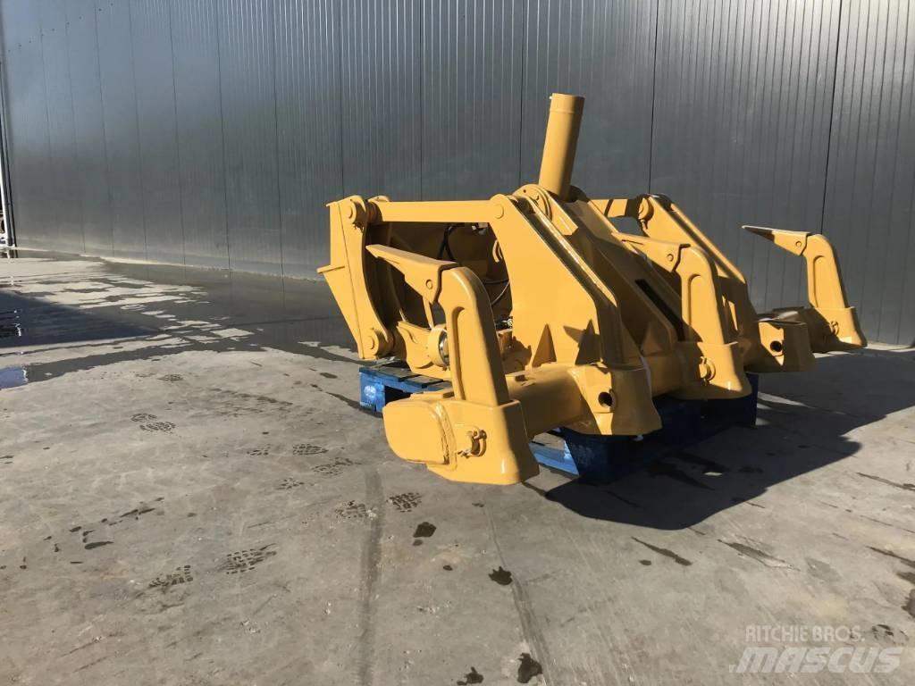 CAT 140G Rippere