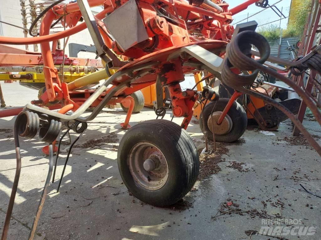 Fella TH 680 Raker og høyvendere