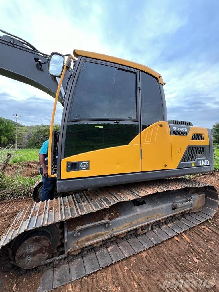 Volvo EC 140 DL Beltegraver