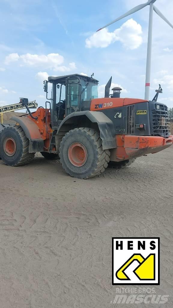 Hitachi ZW 310 Rammestyrte Dumpere