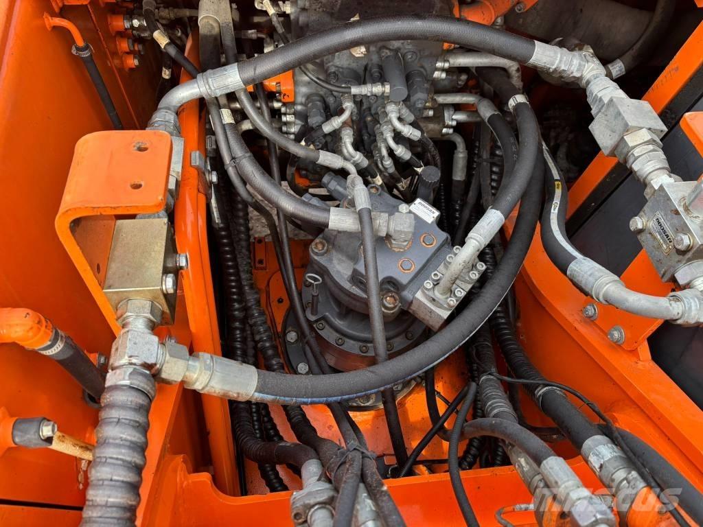 Doosan DX 225 LC Beltegraver