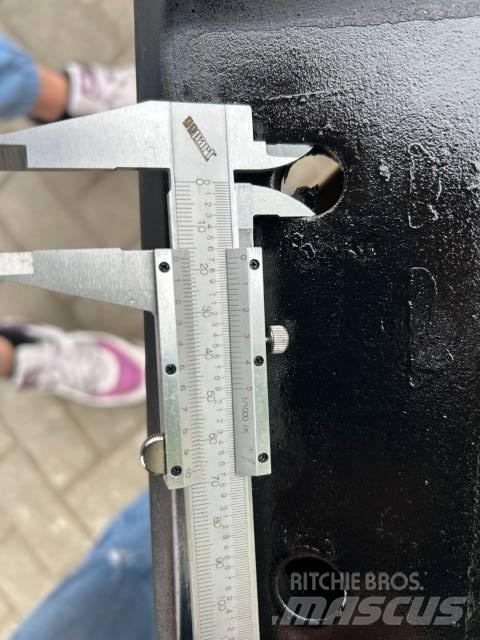  Rubber Pads Belter, kjettinger og understell
