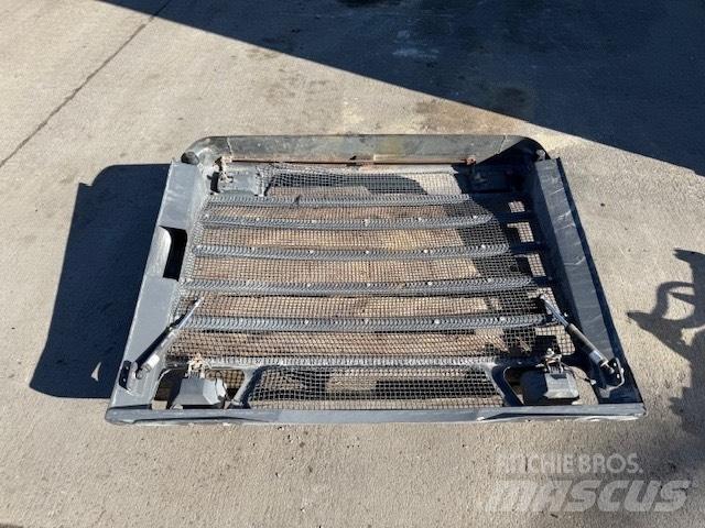 Doosan DL 400 OSŁONA Chassis og understell