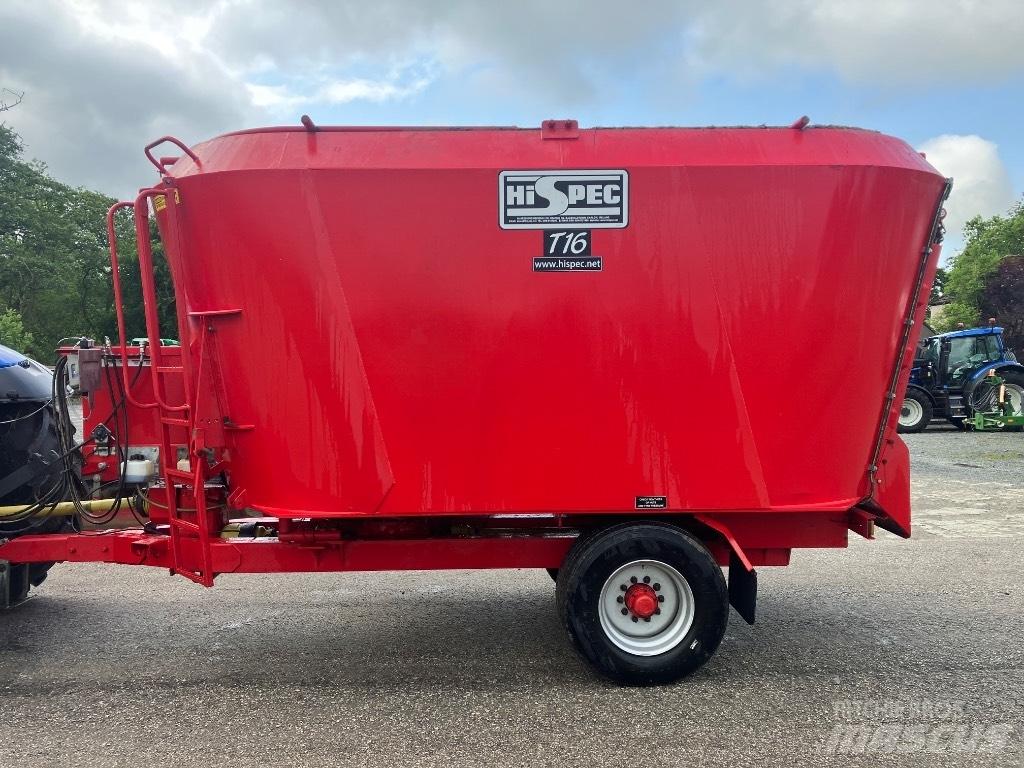 Hi-Spec T 16 Blande- og fôringsmaskiner