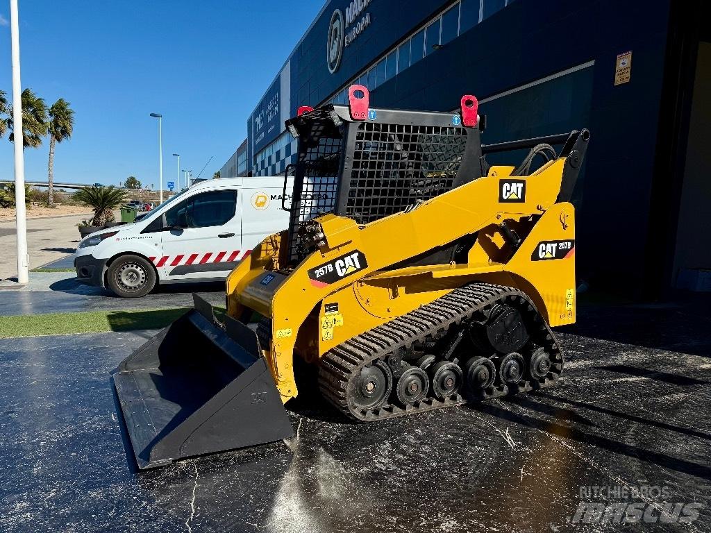 CAT 257 B Beltelastere