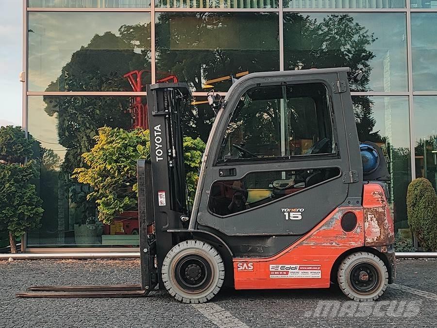 Toyota 02-8FGF15 Propan trucker