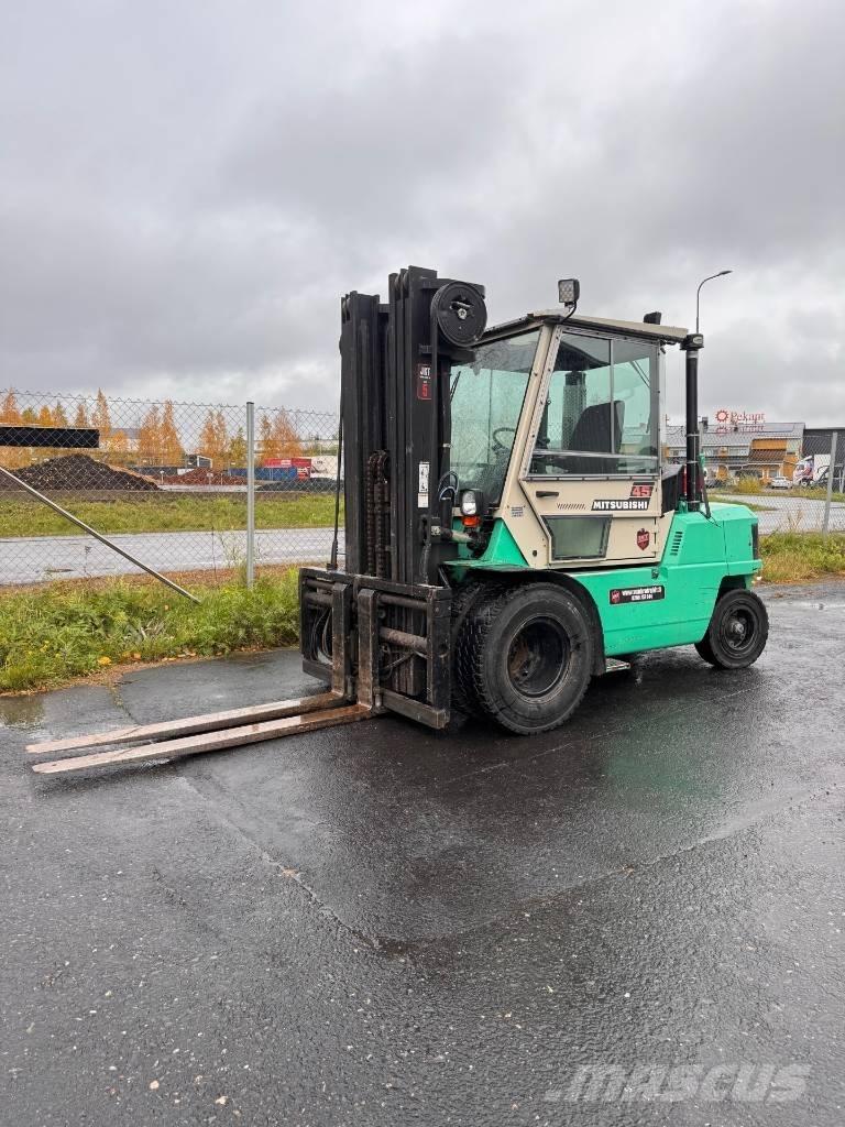 Mitsubishi FD 45 Diesel Trucker