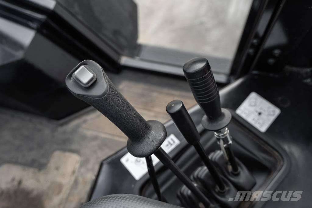 Manitou M 30-4 Diesel Trucker