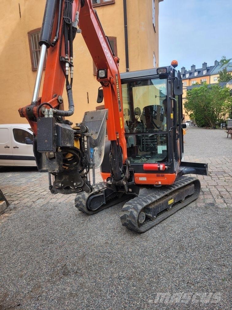 Kubota KX 027 Minigravere <7t
